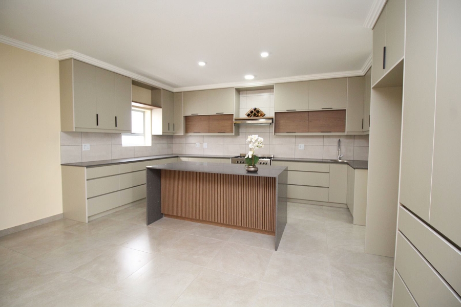 3 Bedroom Property for Sale in Blue Lagoon Western Cape